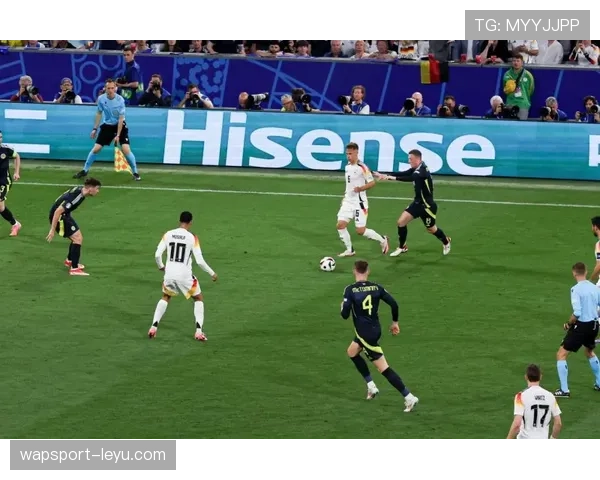 马尔蒂尼深度解读:足球传奇如何铸就全球职业影响力 马尔蒂尼深度解读:足球传奇如何铸就全球职业影响力