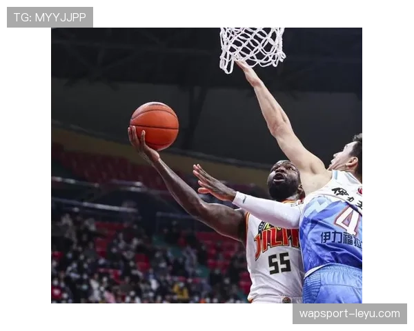 梅森·芒特赛季表现稳健，助球队全力冲击英超冠军