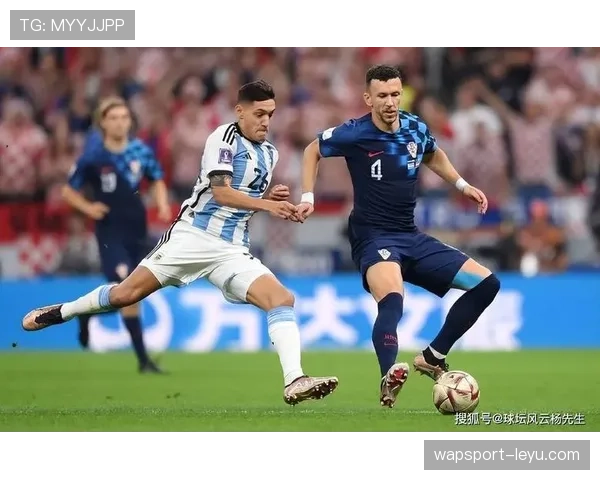 阿尔瓦雷斯无球跑动与空间利用解析 阿尔瓦雷斯无球跑动与空间利用解析