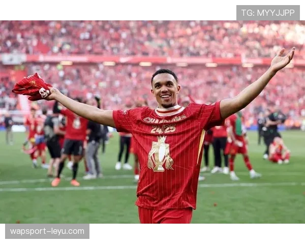 特伦特·亚历山大-阿诺德：利物浦青训出身的边卫天才