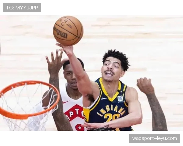 谢泼德运用无球跑位拉开空间助里德提升内线得分效率